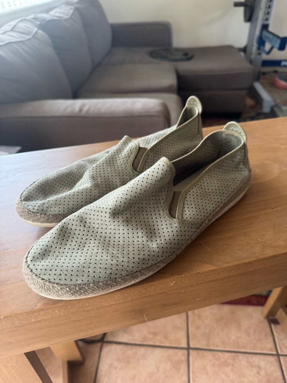 Men's Slip-On Casual Shoes in Light Olive